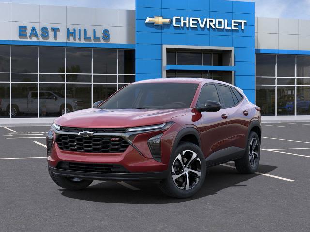 2025 Chevrolet Trax Vehicle Photo in Roslyn, NY 11576