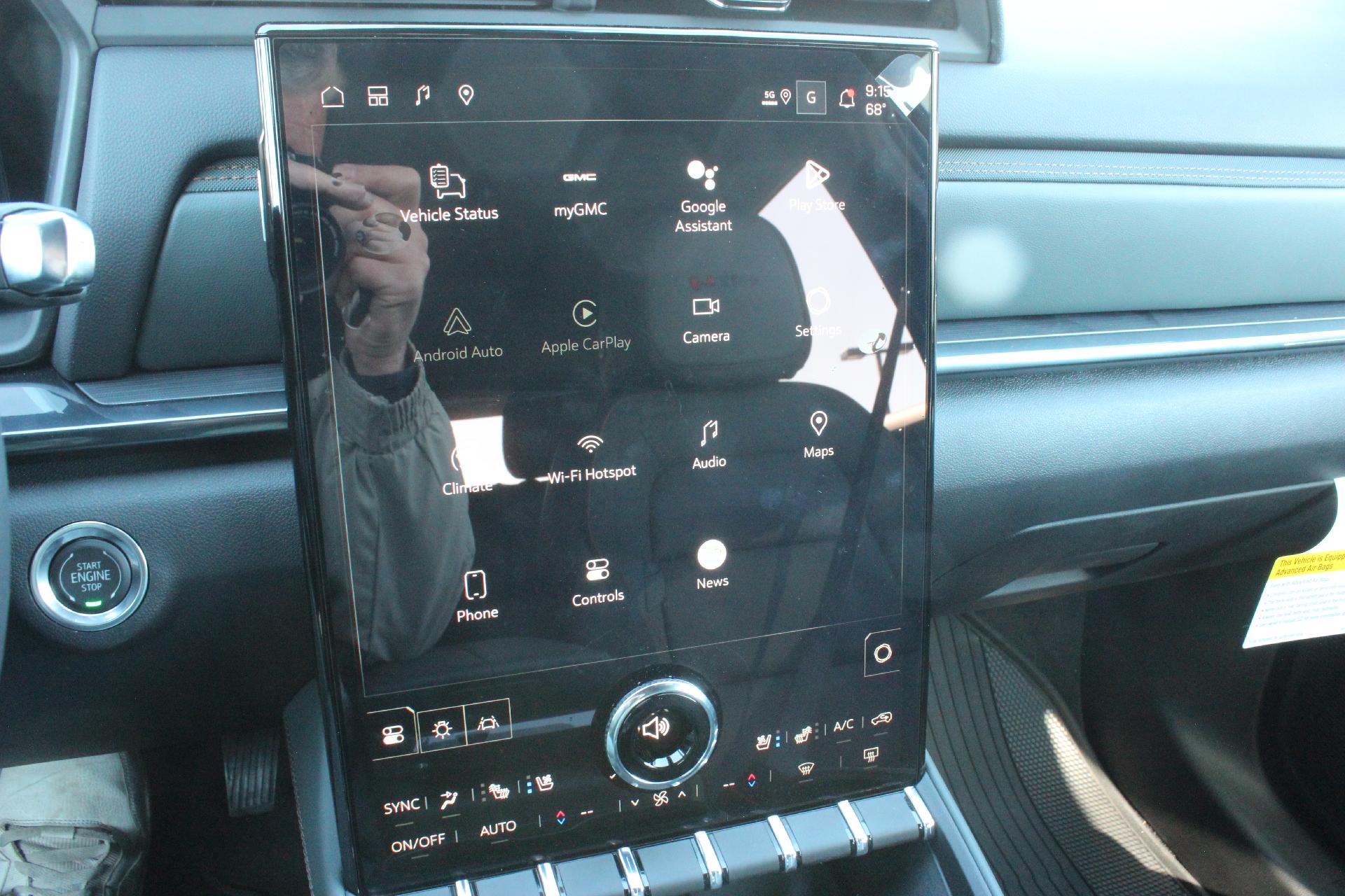 2026 GMC Terrain Vehicle Photo in AURORA, CO 80012-4011