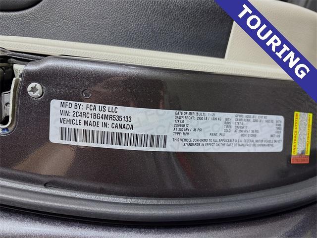 2021 Chrysler Pacifica Vehicle Photo in Puyallup, WA 98371