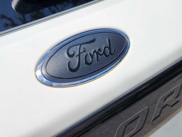 2022 Ford Explorer Vehicle Photo in DENTON, TX 76210-9321