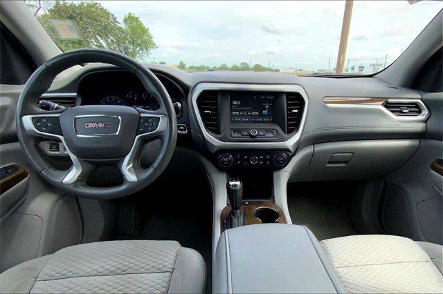2017 GMC Acadia Vehicle Photo in KANSAS CITY, MO 64114-4502