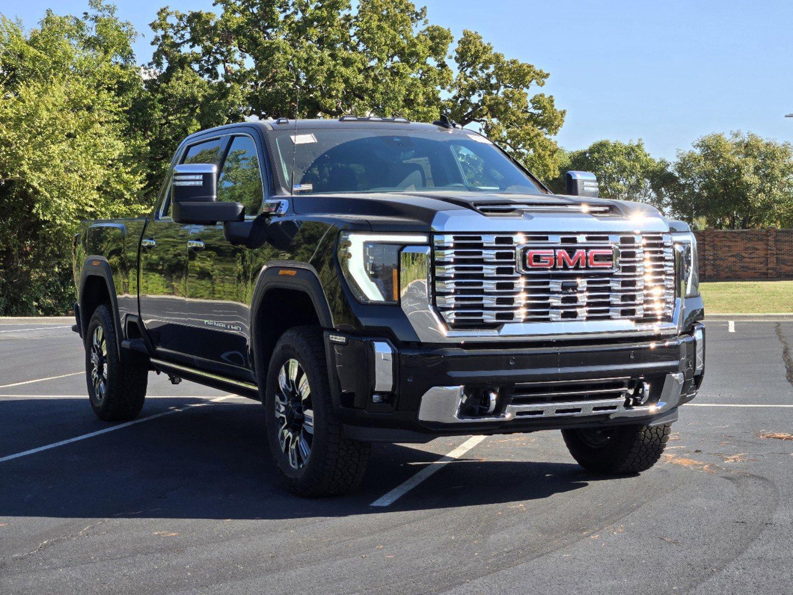 2024 GMC Sierra 2500 HD Vehicle Photo in DALLAS, TX 75209-3016