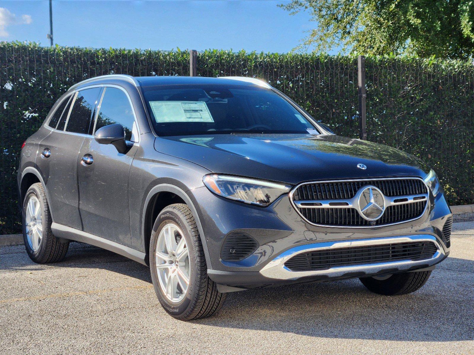 2025 Mercedes-Benz GLC Vehicle Photo in HOUSTON, TX 77079