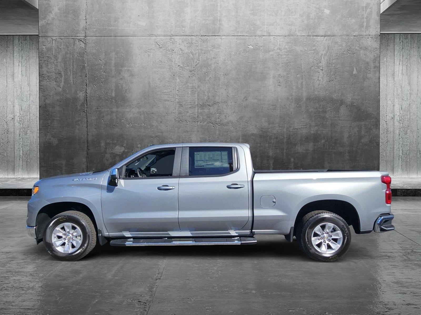 2025 Chevrolet Silverado 1500 Vehicle Photo in GREENACRES, FL 33463-3207