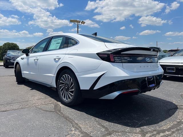 2024 Hyundai SONATA Hybrid Vehicle Photo in Shiloh, IL 62269