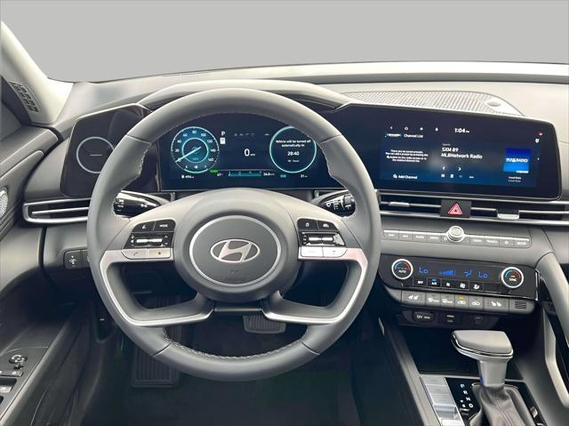 2025 Hyundai ELANTRA Hybrid Vehicle Photo in Green Bay, WI 54304