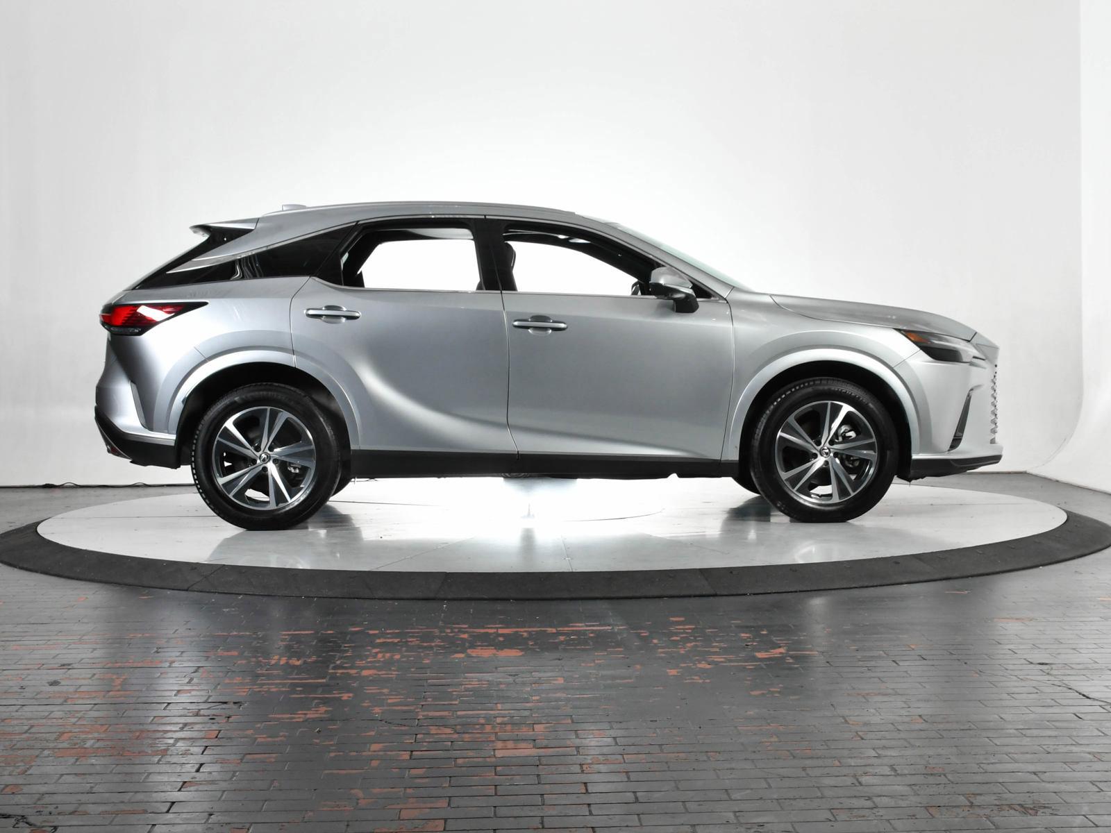 2024 Lexus RX 350 Vehicle Photo in DALLAS, TX 75235