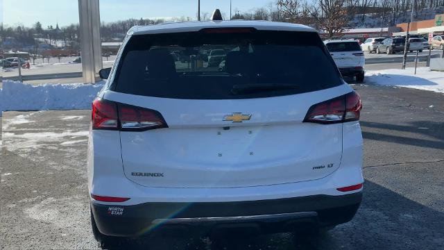 2022 Chevrolet Equinox Vehicle Photo in MOON TOWNSHIP, PA 15108-2571