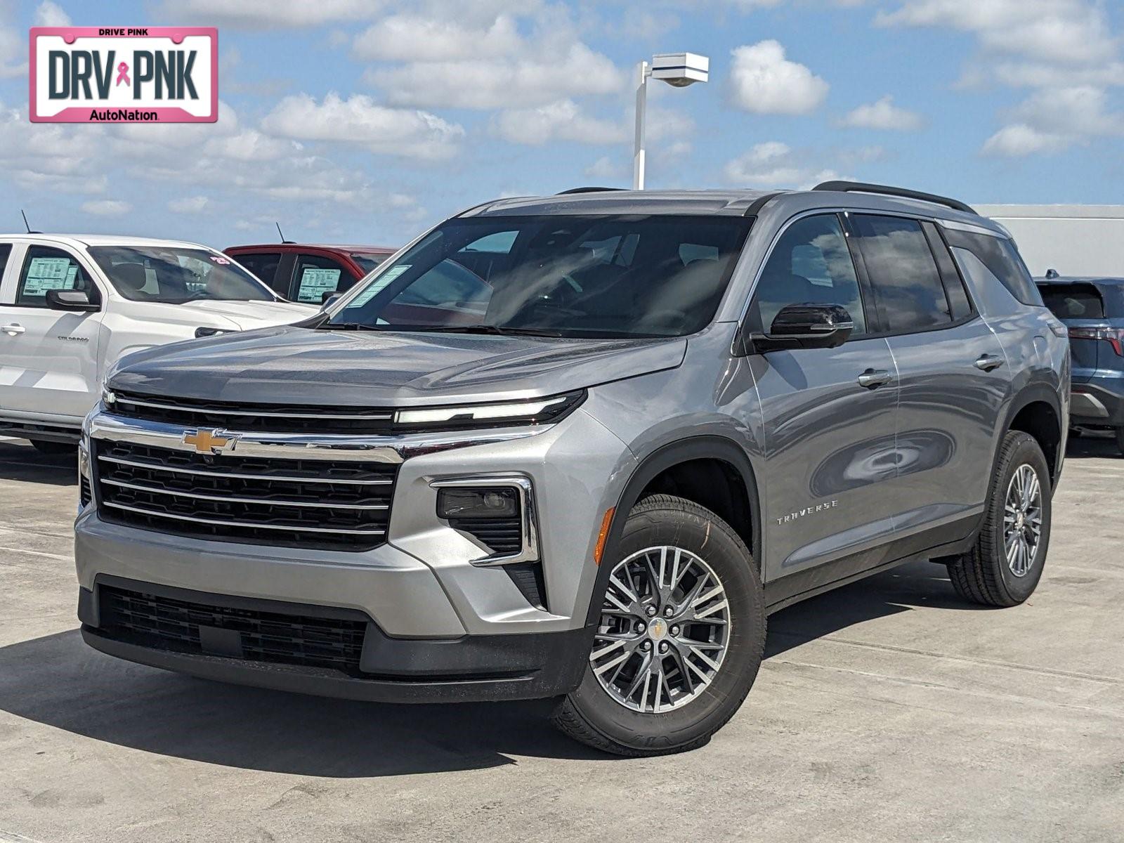 2025 Chevrolet Traverse Vehicle Photo in MIAMI, FL 33172-3015