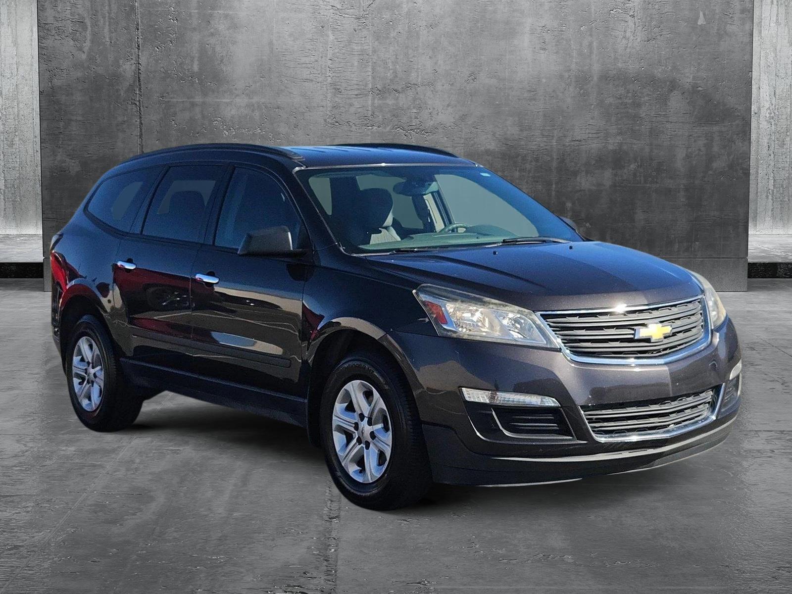 2017 Chevrolet Traverse Vehicle Photo in GILBERT, AZ 85297-0446