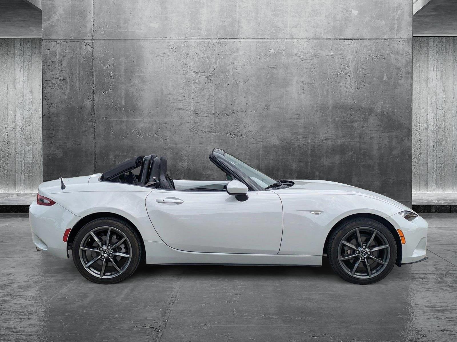 2016 Mazda MX-5 Miata Vehicle Photo in GREENACRES, FL 33463-3207