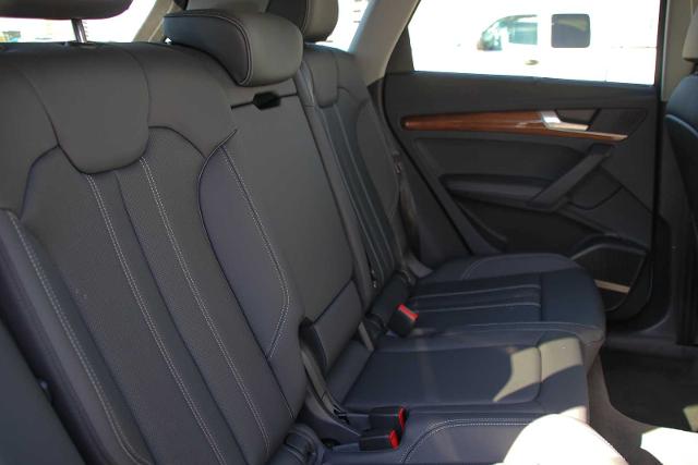 2024 Audi Q5 Vehicle Photo in SUGAR LAND, TX 77478