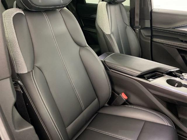 2024 Cadillac LYRIQ Vehicle Photo in ALLIANCE, OH 44601-4622