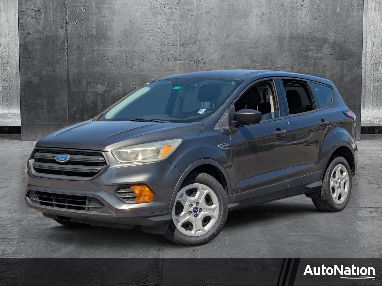 2017 Ford Escape Vehicle Photo in St. Petersburg, FL 33713