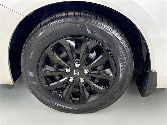 2013 Honda Civic Sedan Vehicle Photo in Everett, WA 98204
