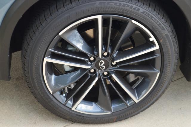 2025 INFINITI QX50 Vehicle Photo in Houston, TX 77090