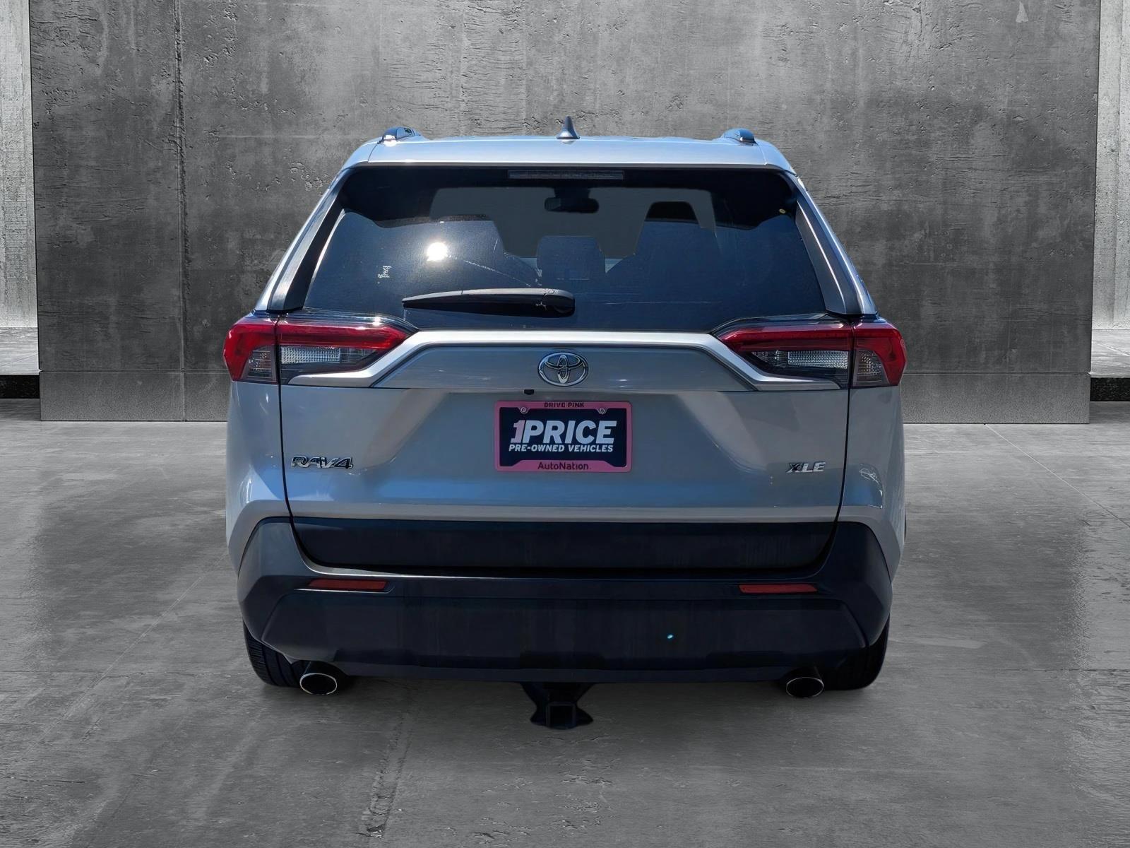 2019 Toyota RAV4 Vehicle Photo in Panama City, FL 32401