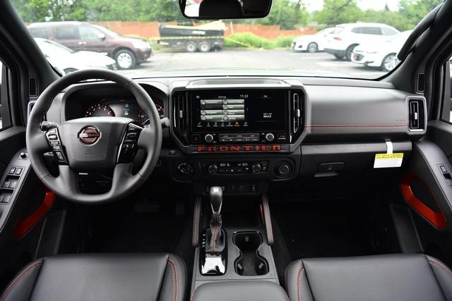 2025 Nissan Frontier Vehicle Photo in Ballwin, MO 63011