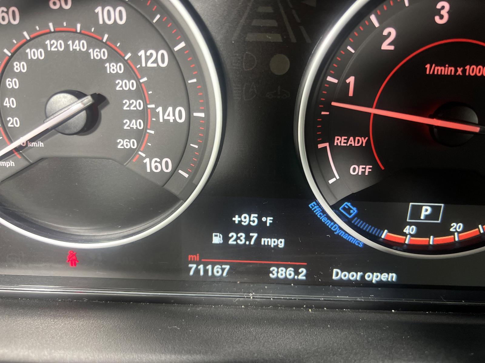 2018 BMW 3 Series Vehicle Photo in GEORGETOWN, TX 78626-7508