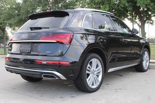 2022 Audi Q5 Vehicle Photo in HOUSTON, TX 77090