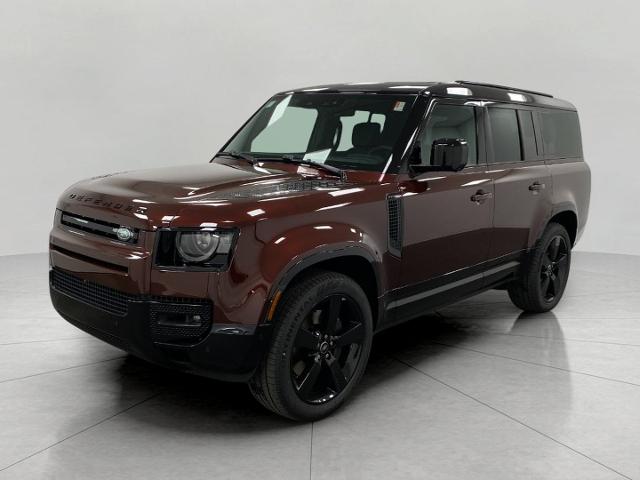 2025 Defender Vehicle Photo in Appleton, WI 54913