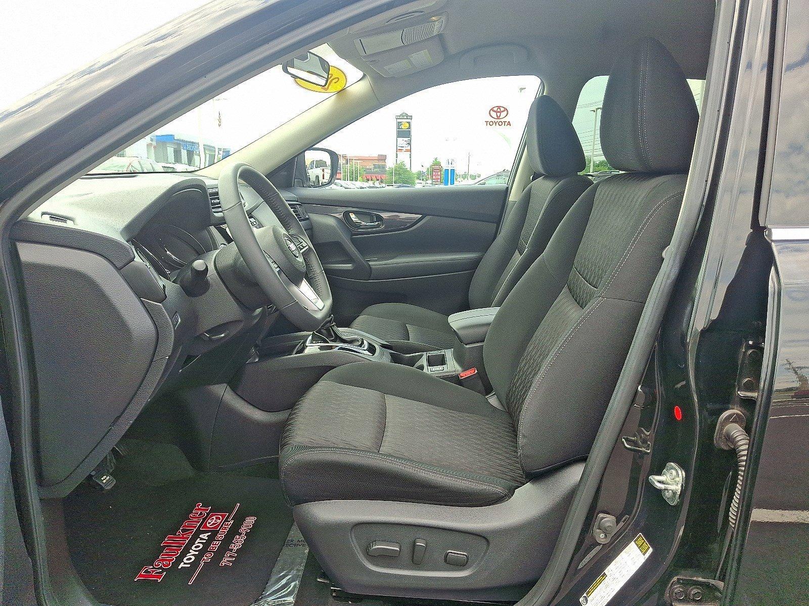 2017 Nissan Rogue Vehicle Photo in Harrisburg, PA 17111