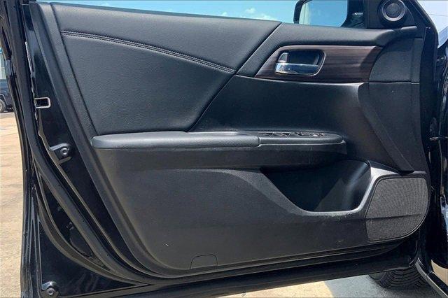 2016 Honda Accord Sedan Vehicle Photo in TOPEKA, KS 66609-0000