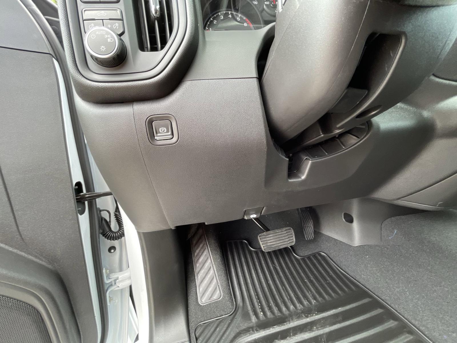 2025 Chevrolet Silverado 1500 Vehicle Photo in BENTONVILLE, AR 72712-4322