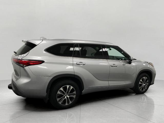 2022 Toyota Highlander Vehicle Photo in Appleton, WI 54913