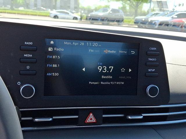 2025 Hyundai ELANTRA Vehicle Photo in Philadelphia, PA 19116
