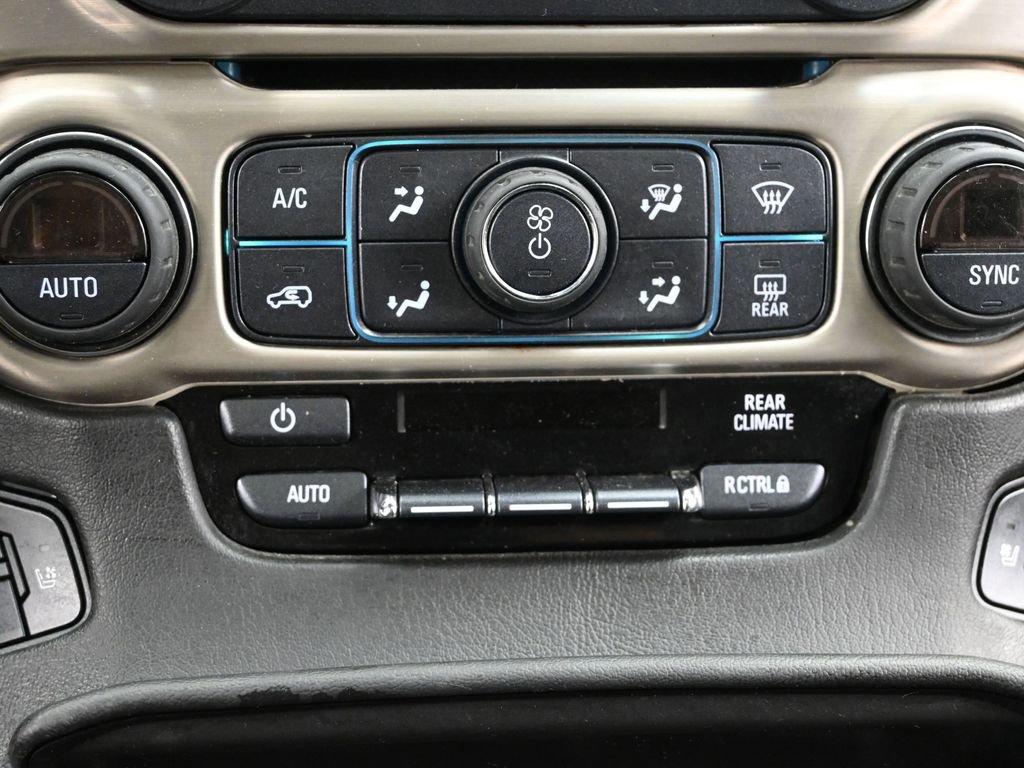 2018 GMC Yukon XL Vehicle Photo in Cedar Rapids, IA 52402