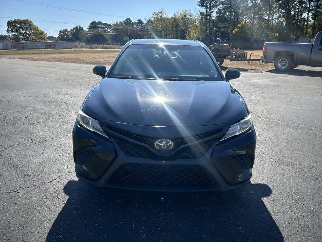 Used 2018 Toyota Camry SE with VIN 4T1B11HK4JU637030 for sale in Heber Springs, AR