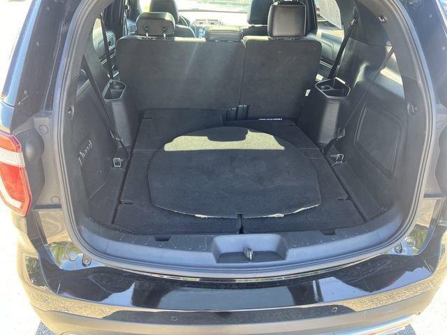 2017 Ford Explorer Vehicle Photo in Cedar Rapids, IA 52402