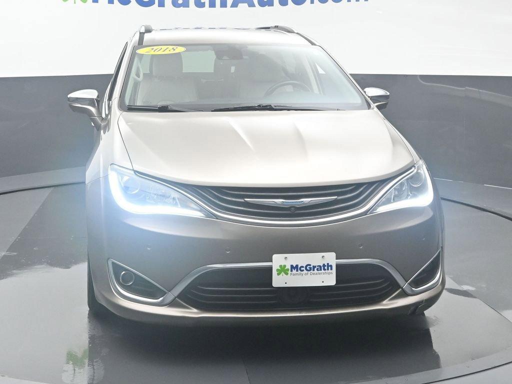 2018 Chrysler Pacifica Vehicle Photo in Marion, IA 52302