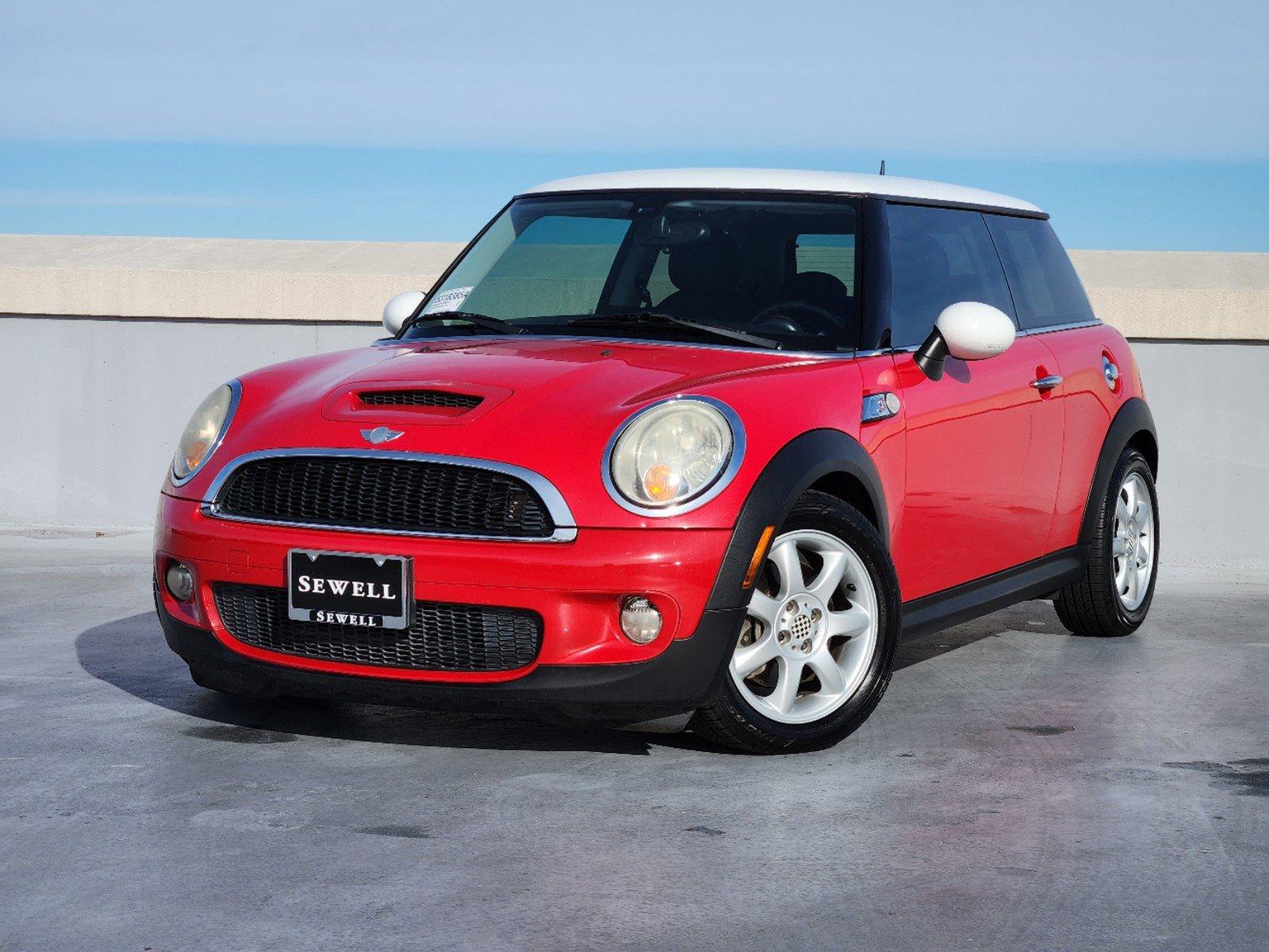 2010 MINI Cooper S Hardtop Vehicle Photo in DALLAS, TX 75209