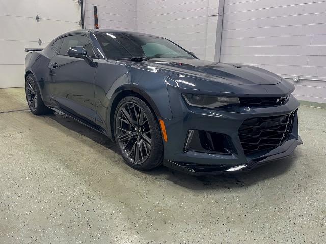 Used 2022 Chevrolet Camaro ZL1 with VIN 1G1FK1R6XN0101595 for sale in Rogers, Minnesota