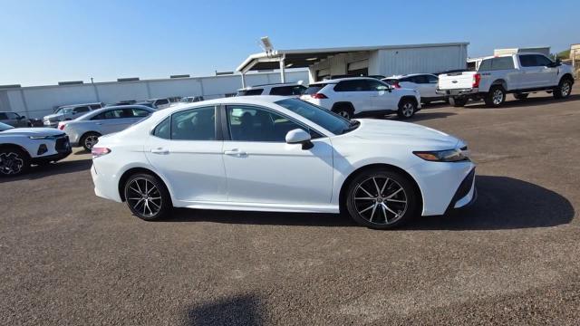 2021 Toyota Camry Vehicle Photo in NEDERLAND, TX 77627-8017