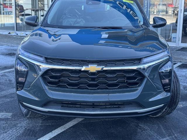 2025 Chevrolet Trax Vehicle Photo in GARDNER, MA 01440-3110