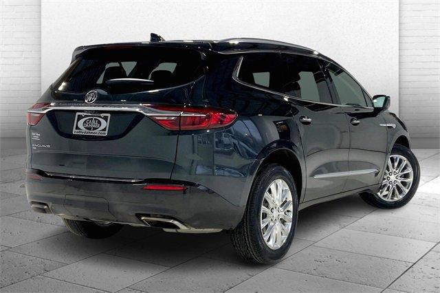 2020 Buick Enclave Vehicle Photo in TOPEKA, KS 66609-0000