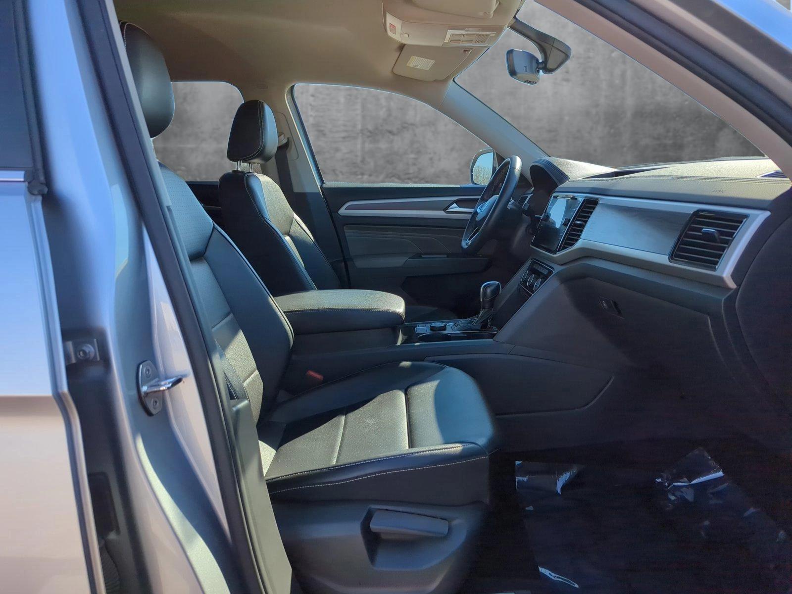 2022 Volkswagen Atlas Vehicle Photo in Memphis, TN 38128