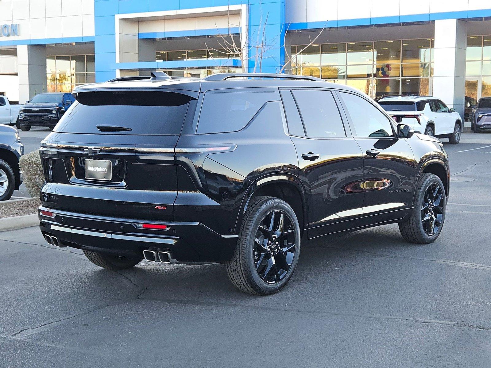 2025 Chevrolet Traverse Vehicle Photo in NORTH RICHLAND HILLS, TX 76180-7199