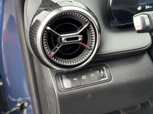 2025 Chevrolet Equinox Vehicle Photo in GARDNER, MA 01440-3110