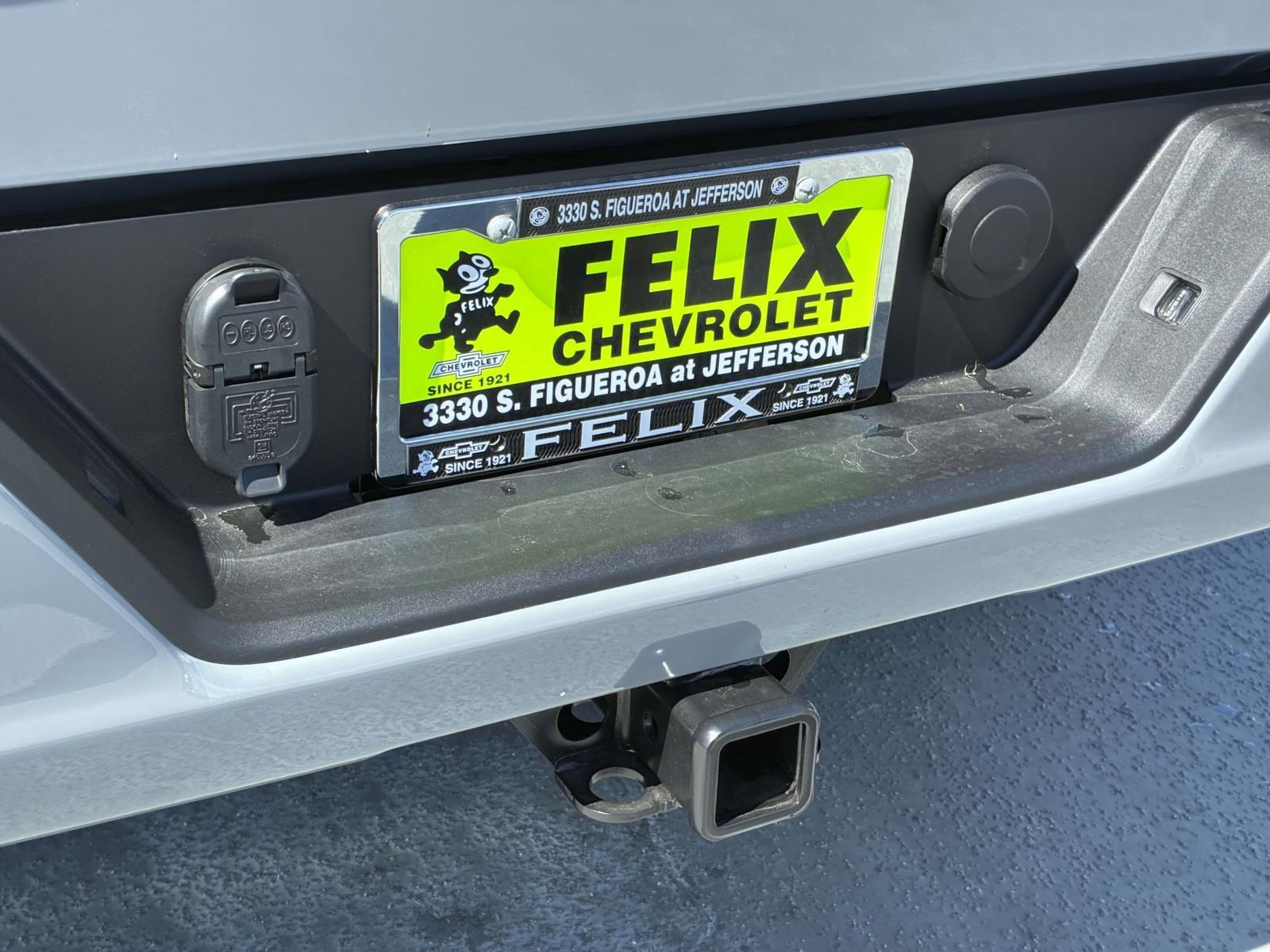 2025 Chevrolet Silverado 1500 Vehicle Photo in LOS ANGELES, CA 90007-3794