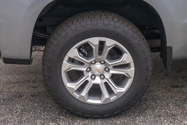 2025 Chevrolet Silverado 1500 Vehicle Photo in VENTURA, CA 93003-8585