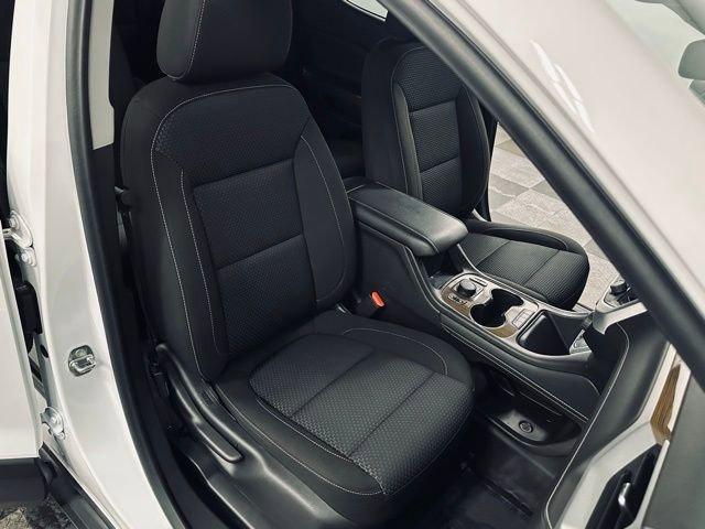 2022 GMC Acadia Vehicle Photo in MEDINA, OH 44256-9631