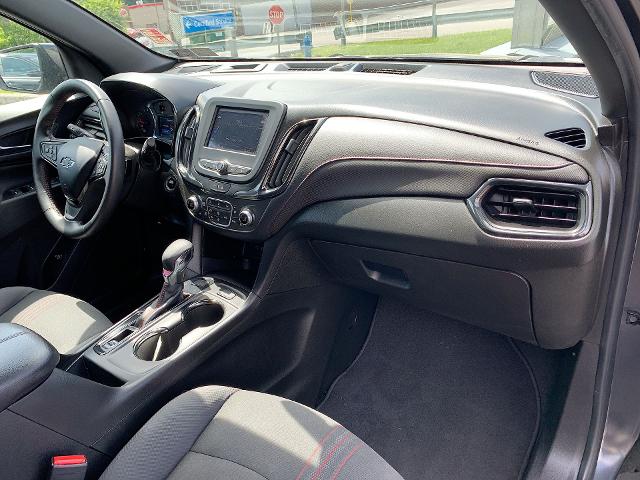 2022 Chevrolet Equinox Vehicle Photo in MOON TOWNSHIP, PA 15108-2571