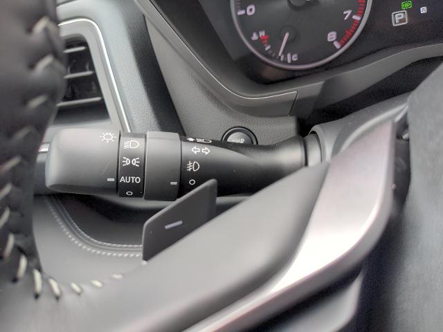 2025 Subaru Ascent Vehicle Photo in Green Bay, WI 54304