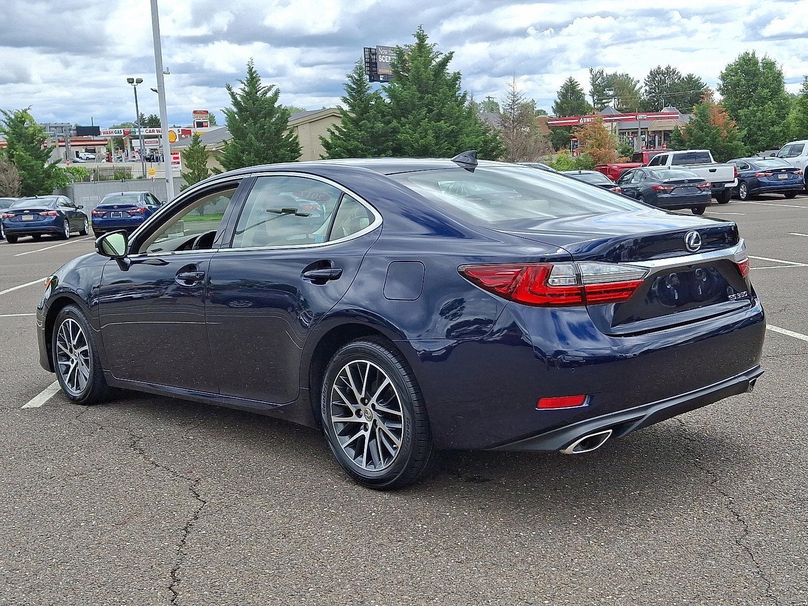 2017 Lexus ES 350 Vehicle Photo in Trevose, PA 19053