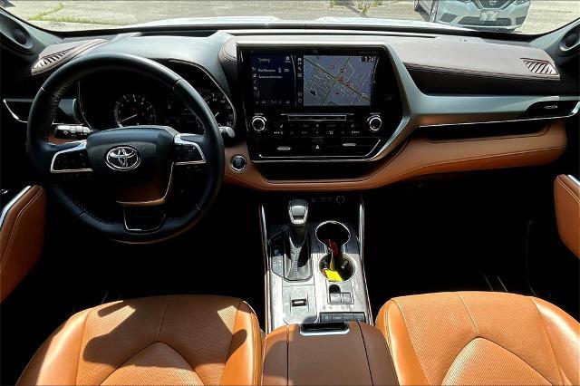 2022 Toyota Highlander Vehicle Photo in Tulsa, OK 74145