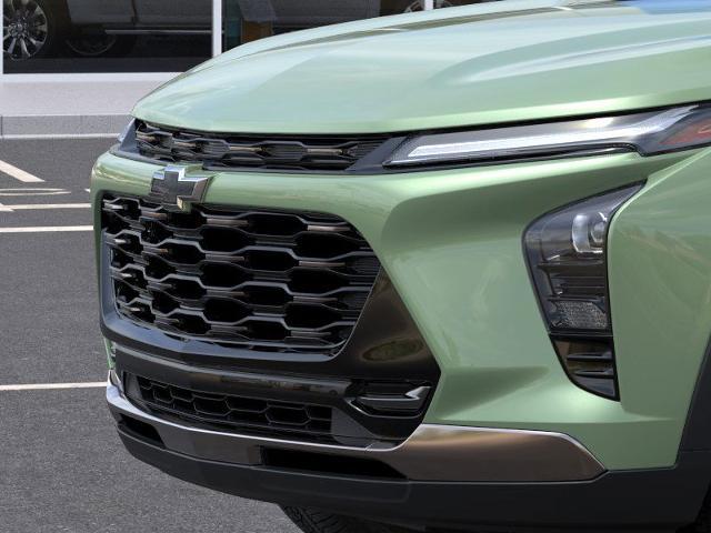 2025 Chevrolet Trax Vehicle Photo in Roslyn, NY 11576
